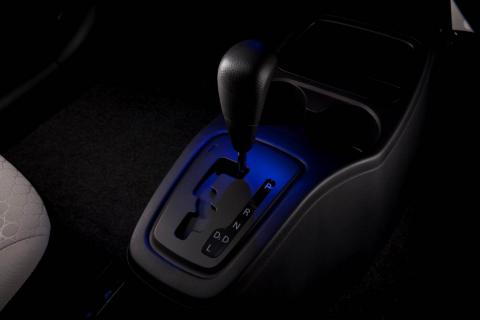 Blue light illuminating Mirage gearknob and centre console