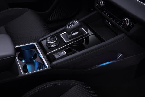 Centre console illumination package with lights on