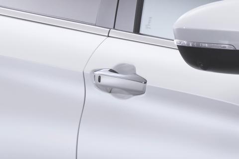 Chrome door handle cover set for Mitsubishi Outlander