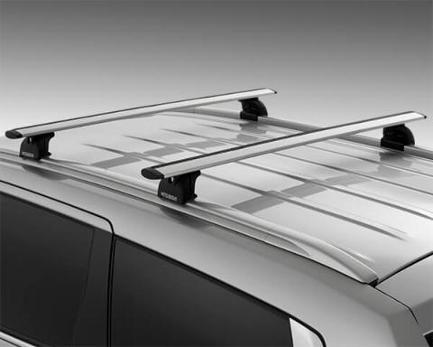 Full roof rack set for Pajero Sport, mounted to a silver Pajero
